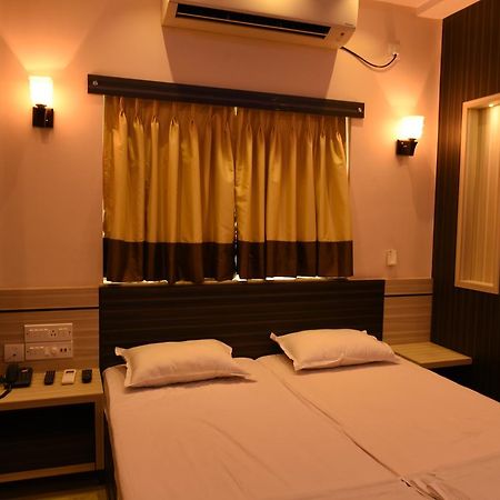 Hotel Sea Castle Kolkata Exterior photo